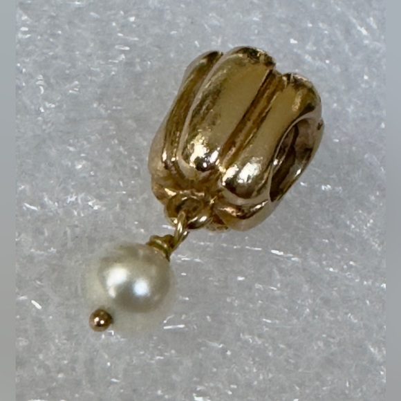 GENUINE PANDORA 14K GOLD WHITE PEARL LAVENDER CZ CHARM 750238LCZ RETIRED - Picture 2 of 11